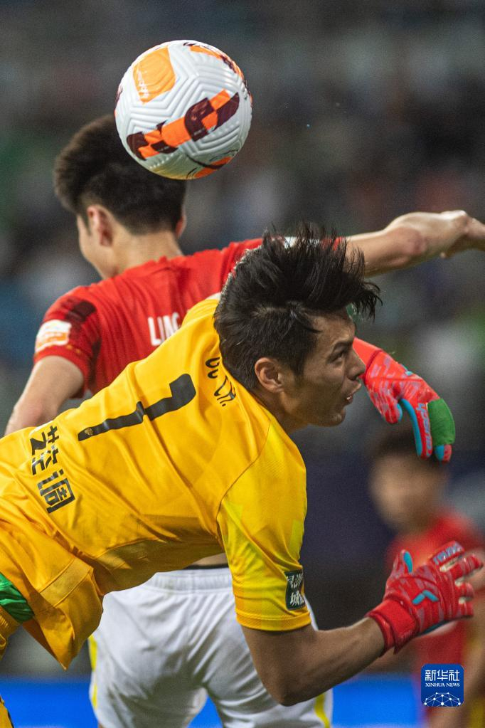 爱游戏在线服务-包含从加时末段波尔图战术微调到广州队集结日绝杀压哨，巴塞罗那完成体检备战中超的词条